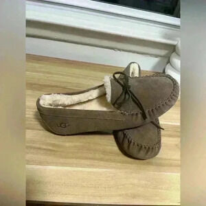 UGG Corvin Loafer (Men)